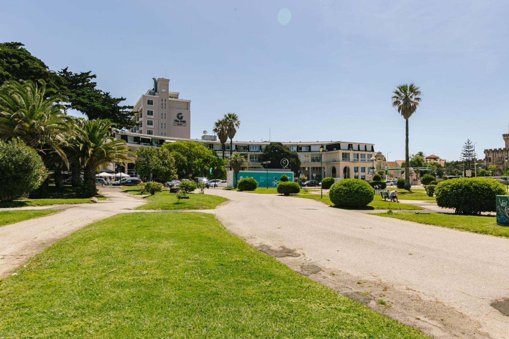 Rent4Rest Estoril Beachfront Apartments Экстерьер фото