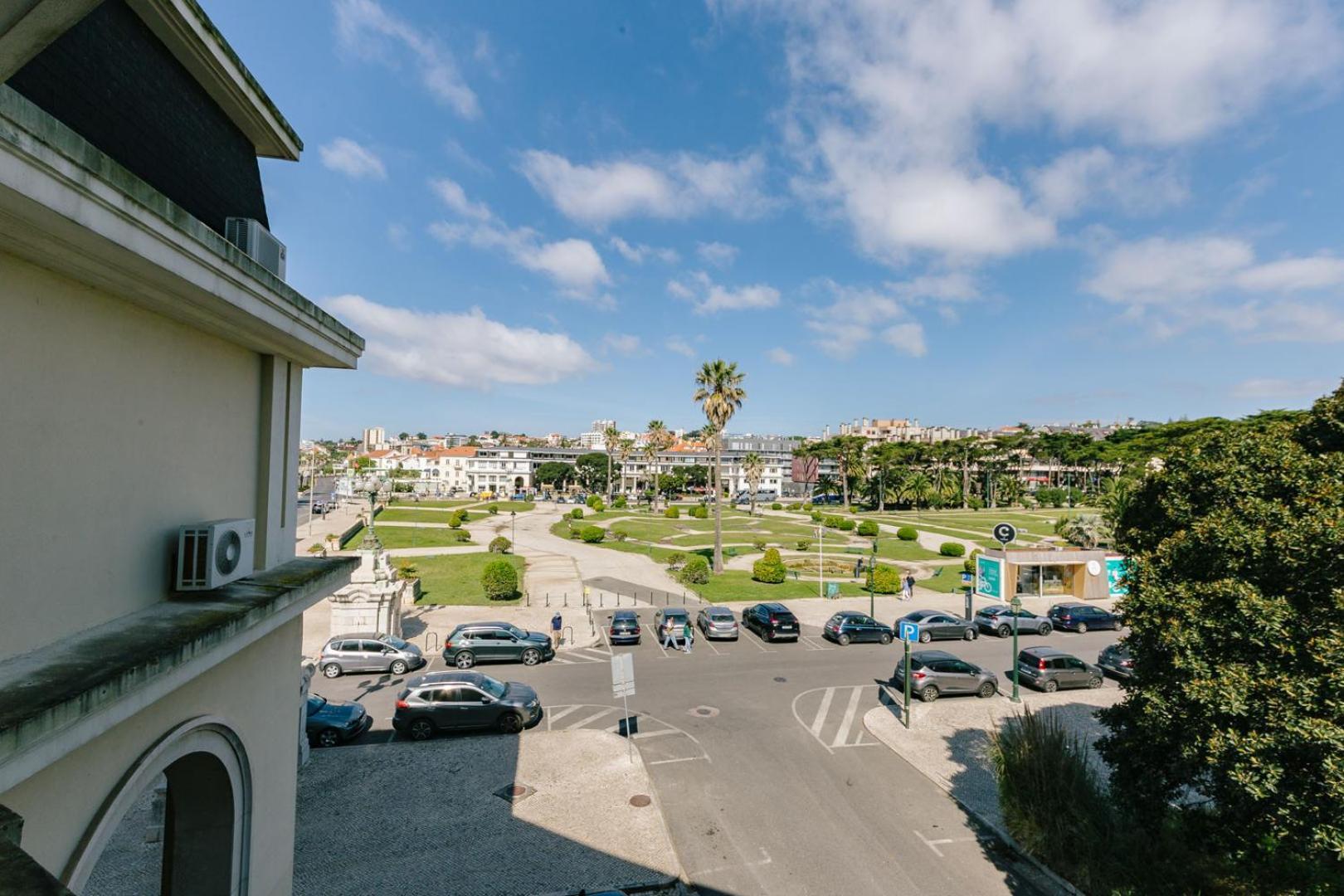 Rent4Rest Estoril Beachfront Apartments Экстерьер фото